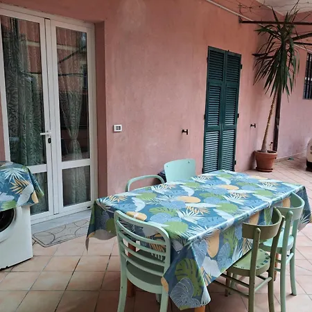 Appartement Casa Rosa Finale Ligure